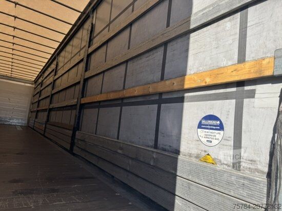 Semi-remorque bâchée SCHMITZ SCHIEBEGARDINE CURTAINSIDER SCS 24