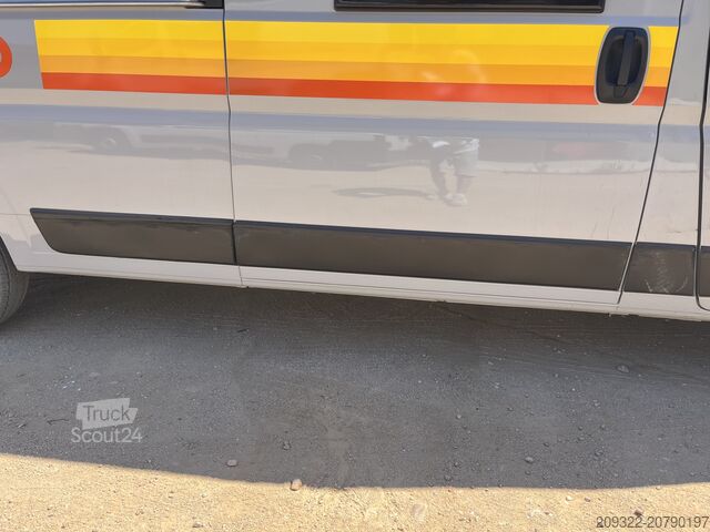 τροχόσπιτο/αυτοκινούμενο τροχόσπιτο Fiat Weinsberg Carabus 600 K | 4 Posti Letto | Completamente Attrezzato