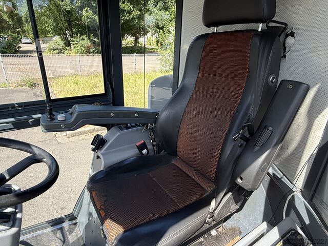 Echipamente pentru servicii de iarnă Hako Citymaster 1600 4x4 Kehrmasch.+Winterdie