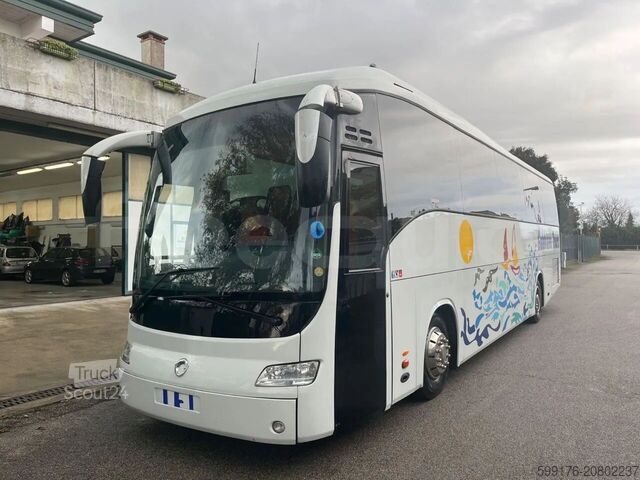 Autobus turystyczny Irisbus 397E.12