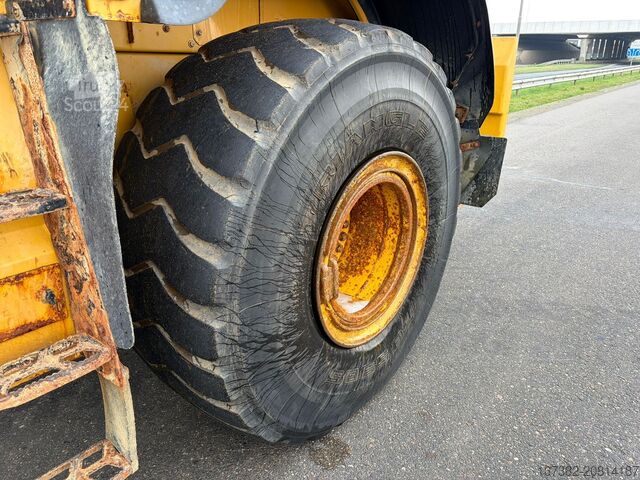 Chargeuse Caterpillar 972M