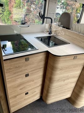 Half-integraal camper Eura Mobil Profila T 720 EB Mondial Edition Edition 101  Preisvorteil!!!