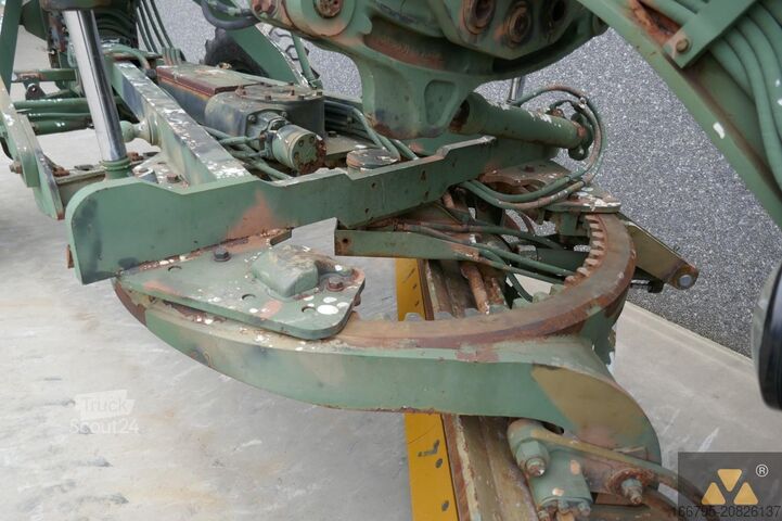 Grader Caterpillar 130G Ex-army