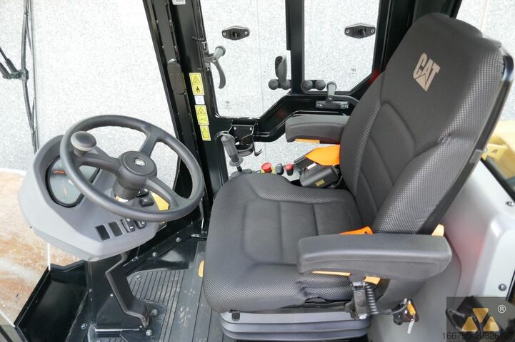 Enkele wals Caterpillar CS10GC