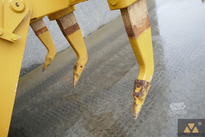 Bouteur Caterpillar D7G Ex-army