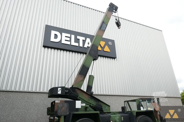 Grua para terrenos acidentados Terex LRT110 Ex-Army