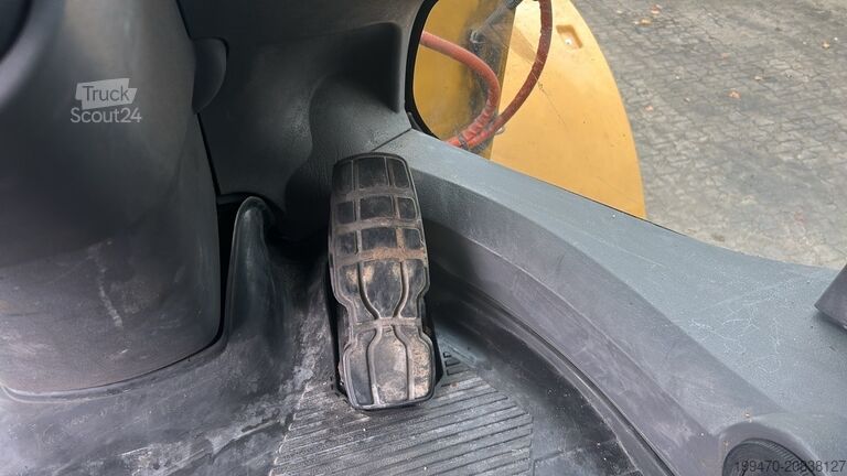 Wheel Loader Caterpillar 930M