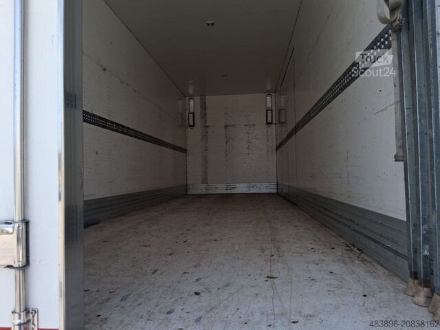 Traktor Daf LF 320 18T