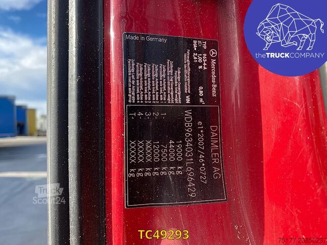 Standard-SZM Mercedes-Benz 18.42