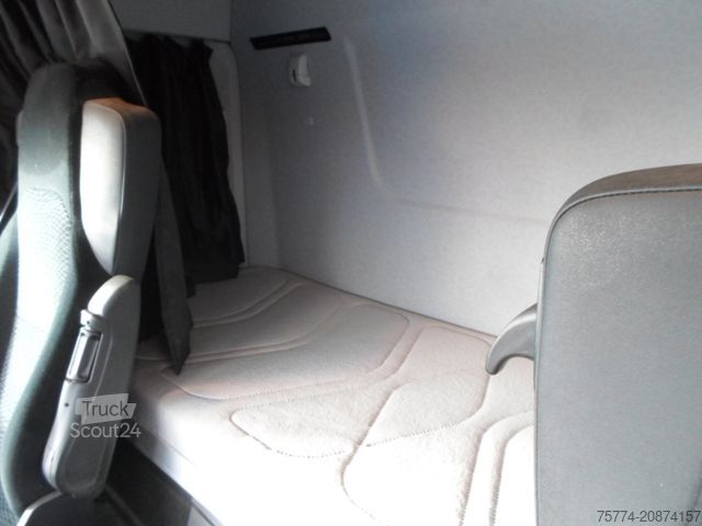 Standard SZM MERCEDES-BENZ 2148 LS/ HAD