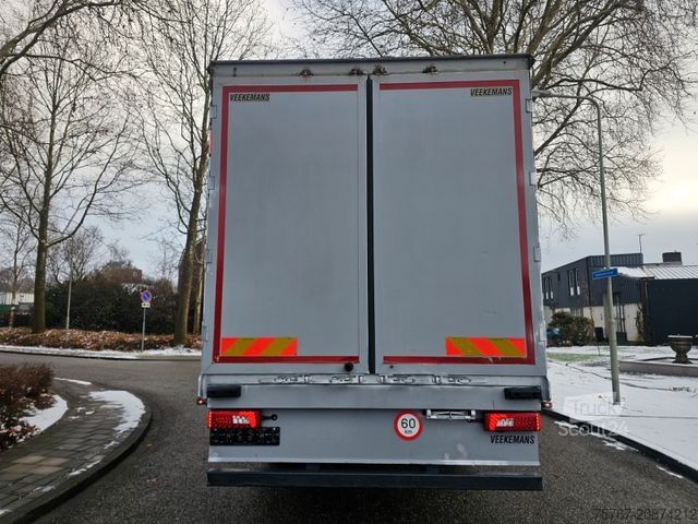 Camión plataforma con toldo SCANIA P280 Cp 16 Euro 6