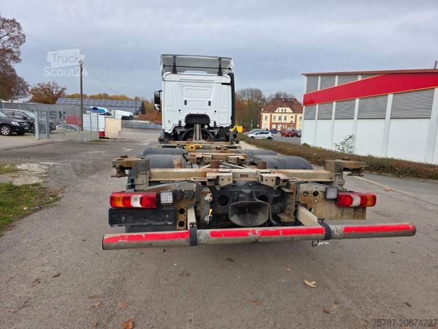 Maināms virsbūves kravas automobilis MERCEDES-BENZ 2545 BDF, Multiwechsler,neue Injektoren+ Ölpumpe