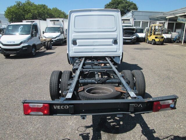 Transporter Fahrgestell IVECO 35 C13*Fahrgestell*