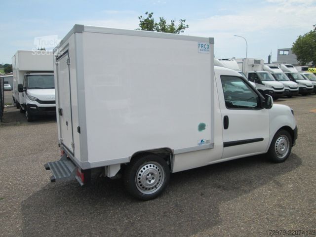 Furgon sa rashladnim sandukom FIAT Doblo 1.6*Carrier-Tiefkühler*Euro 6*Klima*