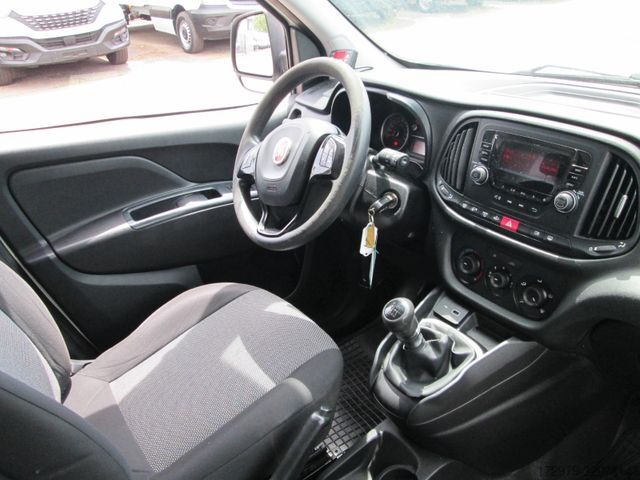 Furgon sa rashladnim sandukom FIAT Doblo 1.6*Carrier-Tiefkühler*Euro 6*Klima*