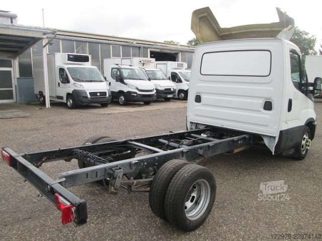 Transporter Fahrgestell IVECO 35 C14*Fahrgestell*