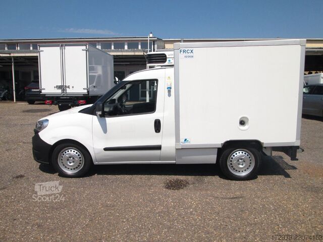 Hűtőfelépítményes furgon FIAT Doblo 1.3*Carrier-Tiefkühler*Euro 5*