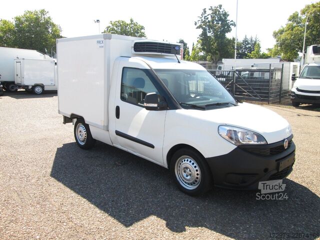 Jääkaappikorinen pakettiauto FIAT Doblo 1.3*Carrier-Tiefkühler*Euro 5*ATP-04-2028*