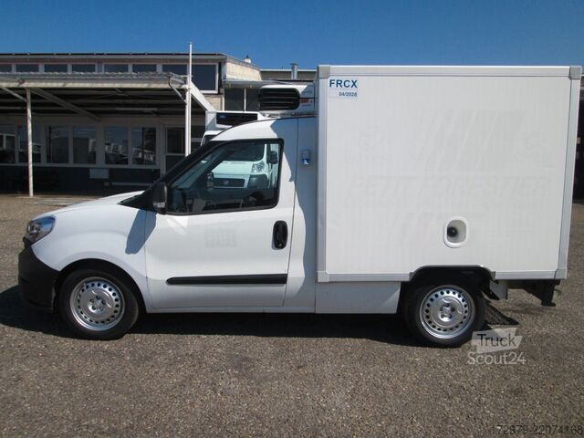 Jääkaappikorinen pakettiauto FIAT Doblo 1.3*Carrier-Tiefkühler*Euro 5*ATP-04-2028*