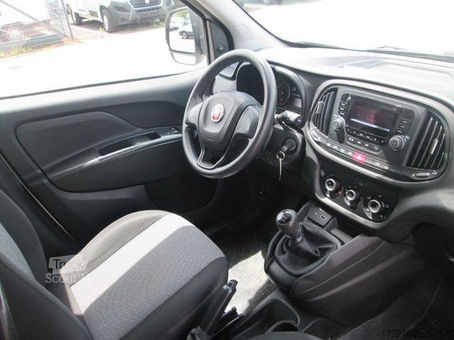 Кутиевиден ван FIAT Doblo 1.6  *Isolierter Koffer*Euro6*51700 Km*