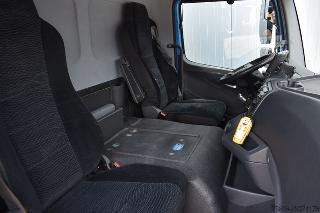 Camión caja MERCEDES-BENZ Atego 1230 L 4x2 E6 Koffer LBW