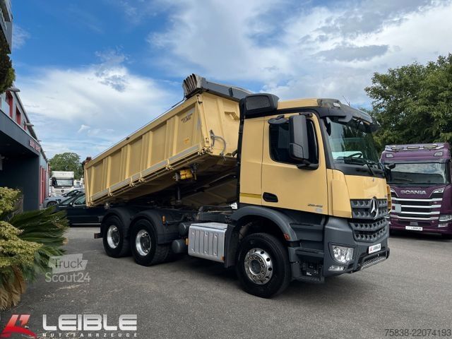 Trojstranný sklápací nákladný automobil MERCEDES-BENZ Arocs 2645*6x4*Meiller*Bordmatik*AP-Achsen*Alcoa