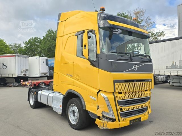 Lielapjoma vilcējs VOLVO FH 540 X-Low *I-Park Cool *Xenon