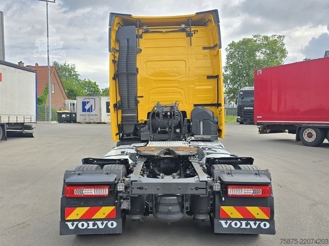 Lielapjoma vilcējs VOLVO FH 540 X-Low *I-Park Cool *Xenon