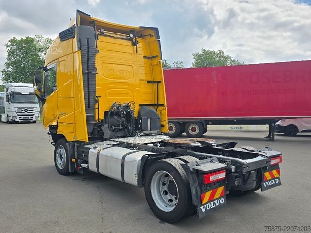 Lielapjoma vilcējs VOLVO FH 540 X-Low *I-Park Cool *Xenon