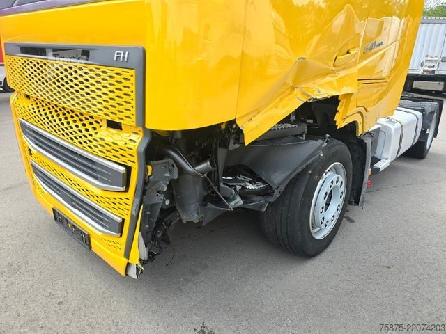 Lielapjoma vilcējs VOLVO FH 540 X-Low *I-Park Cool *Xenon