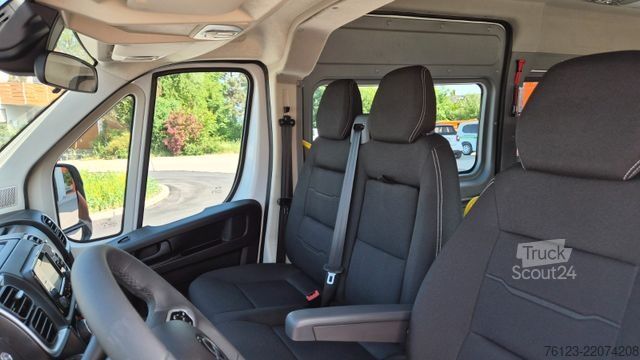 Minibus FIAT 1x Ducato 1x  Opel Movano 18 SS  in Stock