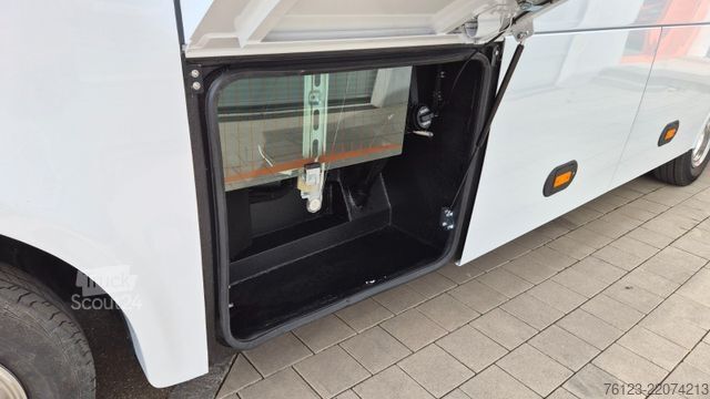Minibus MERCEDES-BENZ Sprinter 519 29 SchlafsesselVorlauffahrzeug