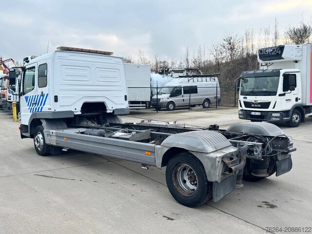 Chasis con cabina Mercedes-Benz Atego 1024 PTO (2)