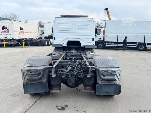 Chasis con cabina Mercedes-Benz Atego 1024 PTO (2)