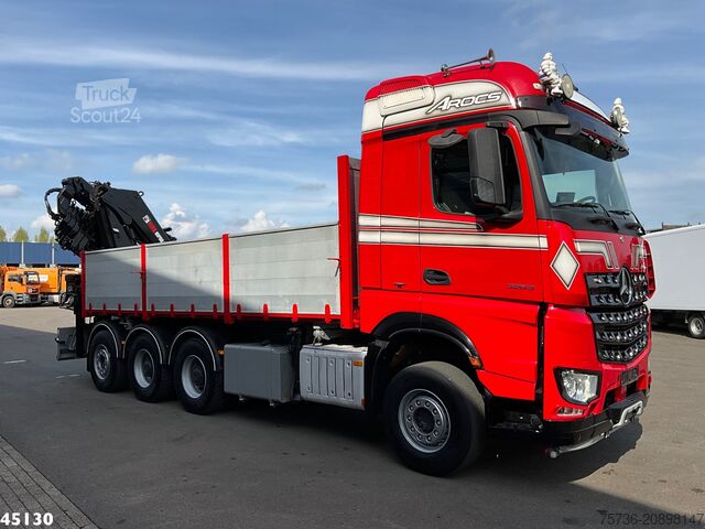 Camion-benne avec grue Mercedes-Benz Arocs 3263 8x4 Euro 6 Hiab 37 Tonmeter laadkraa...