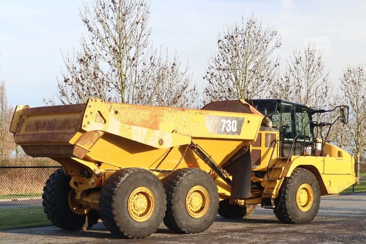 Dumper Caterpillar 730 04A | TAILGATE | LOW HOURS