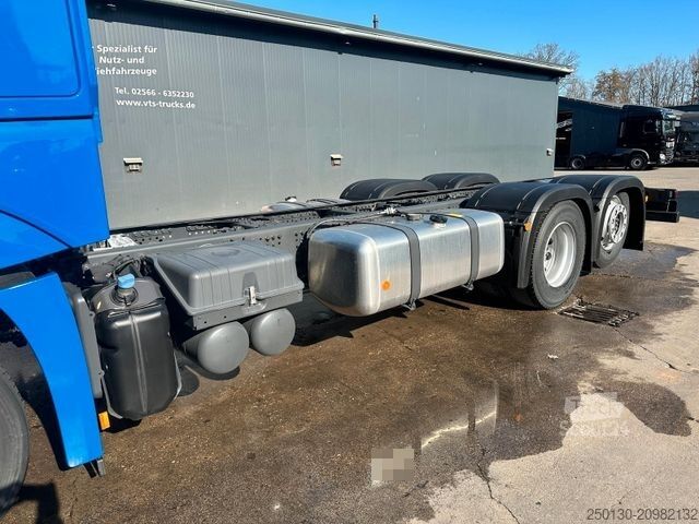 Vrachtwagenchassis MERCEDES-BENZ Actros 2553 L 6x2 LL Retarder/MirrorCam/StyleLin