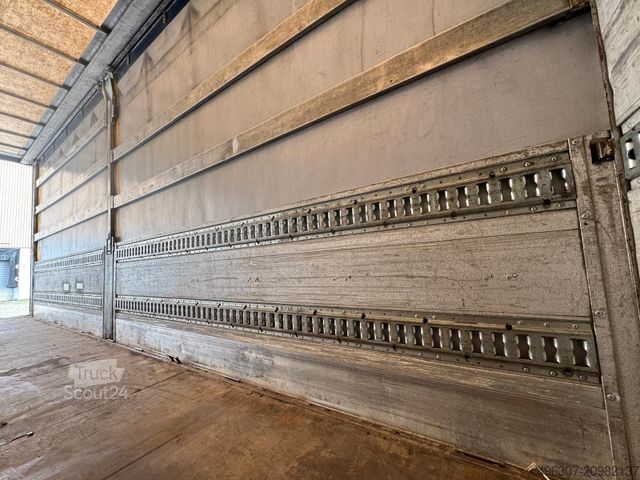 Tenteli düz yataklı kamyon MERCEDES-BENZ Pritsche Plane  6-Zyl. 4x2 1524  4x2  OM 906 LA