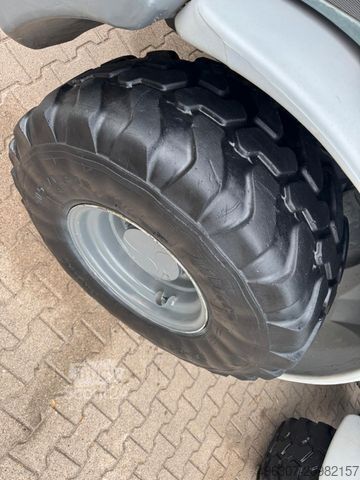 Ratinis krautuvas KRAMER Radlader 850 / 4x4 Klappschaufel+Gabel *TOP*