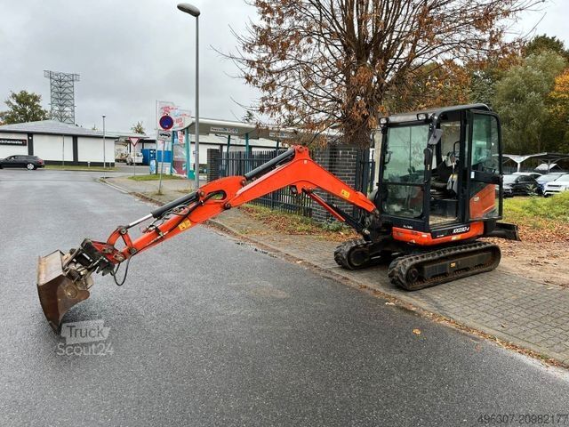 Minikaivinkone KUBOTA KX030-4 Minibagger / TOP / 888Bts./ 2017 Bj