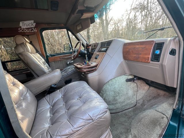 Minibús CHEVROLET Chevy Van 5.7 V8 Starcraft Low Top Double Cabin