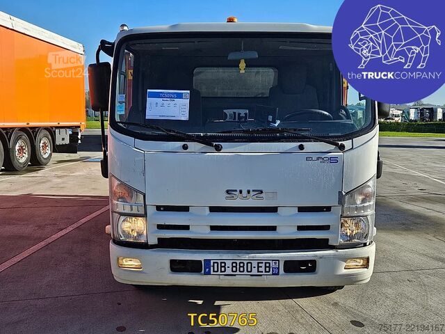 Çöp toplama aracı Isuzu CON