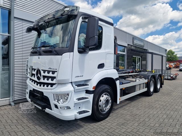Kroklastbil MERCEDES-BENZ Arocs 5 2643  6x4 Haken Xenon/Standh./Tem/68 TKM