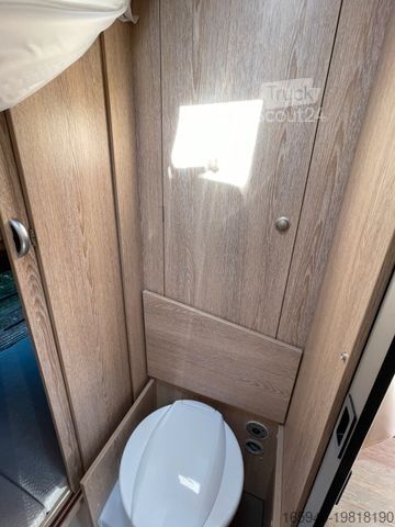 Autocaravana PÖSSL Vario 545 *5,41m - kompakt*