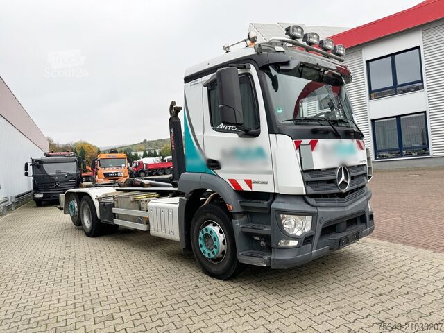 Camión portacontenedores de gancho Mercedes-Benz Antos 2536/43 L 6x2 Antos 2536/43 L 6x2, Liftachse, Hiab XR 21S61 bis 7 m Container