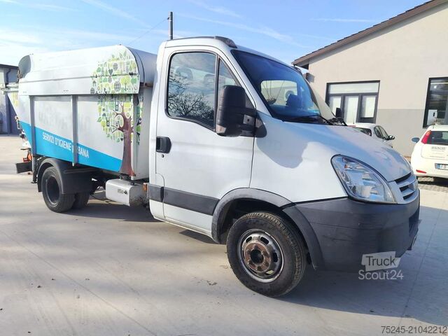 όχημα συλλογής απορριμμάτων Iveco DAILY 35C 15 3.0