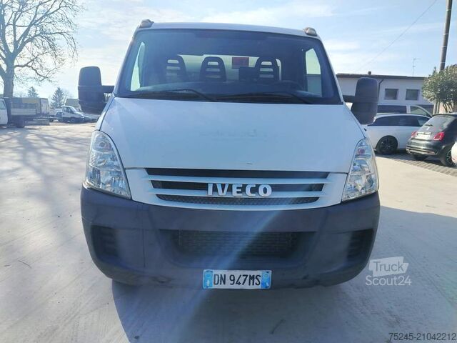 όχημα συλλογής απορριμμάτων Iveco DAILY 35C 15 3.0