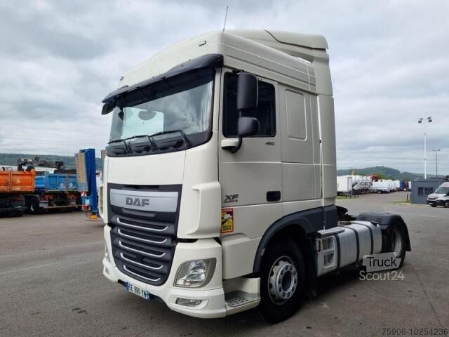 Стандартный седельный тягач DAF XF460