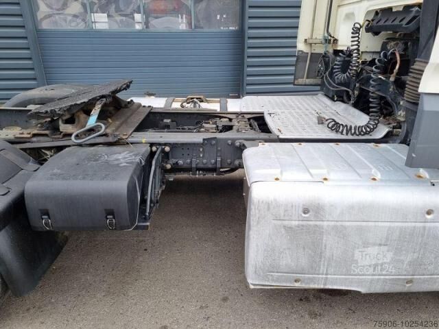 Стандартный седельный тягач DAF XF460