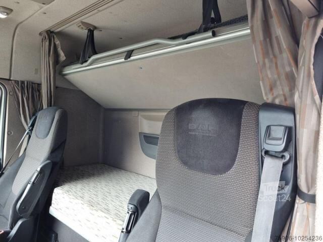 Стандартный седельный тягач DAF XF460